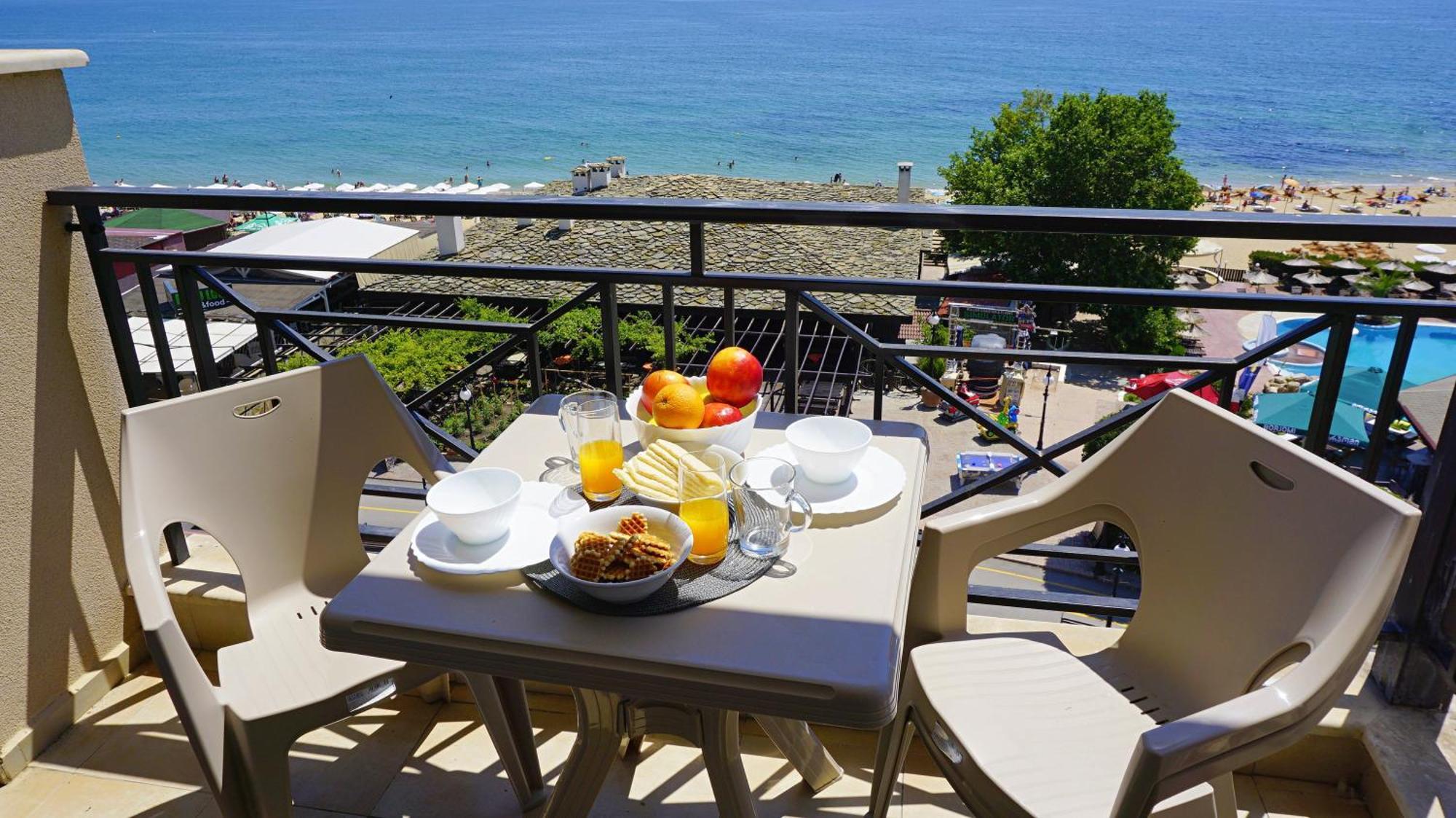 Apartments Sirena - First line Goldstrand Exterior foto