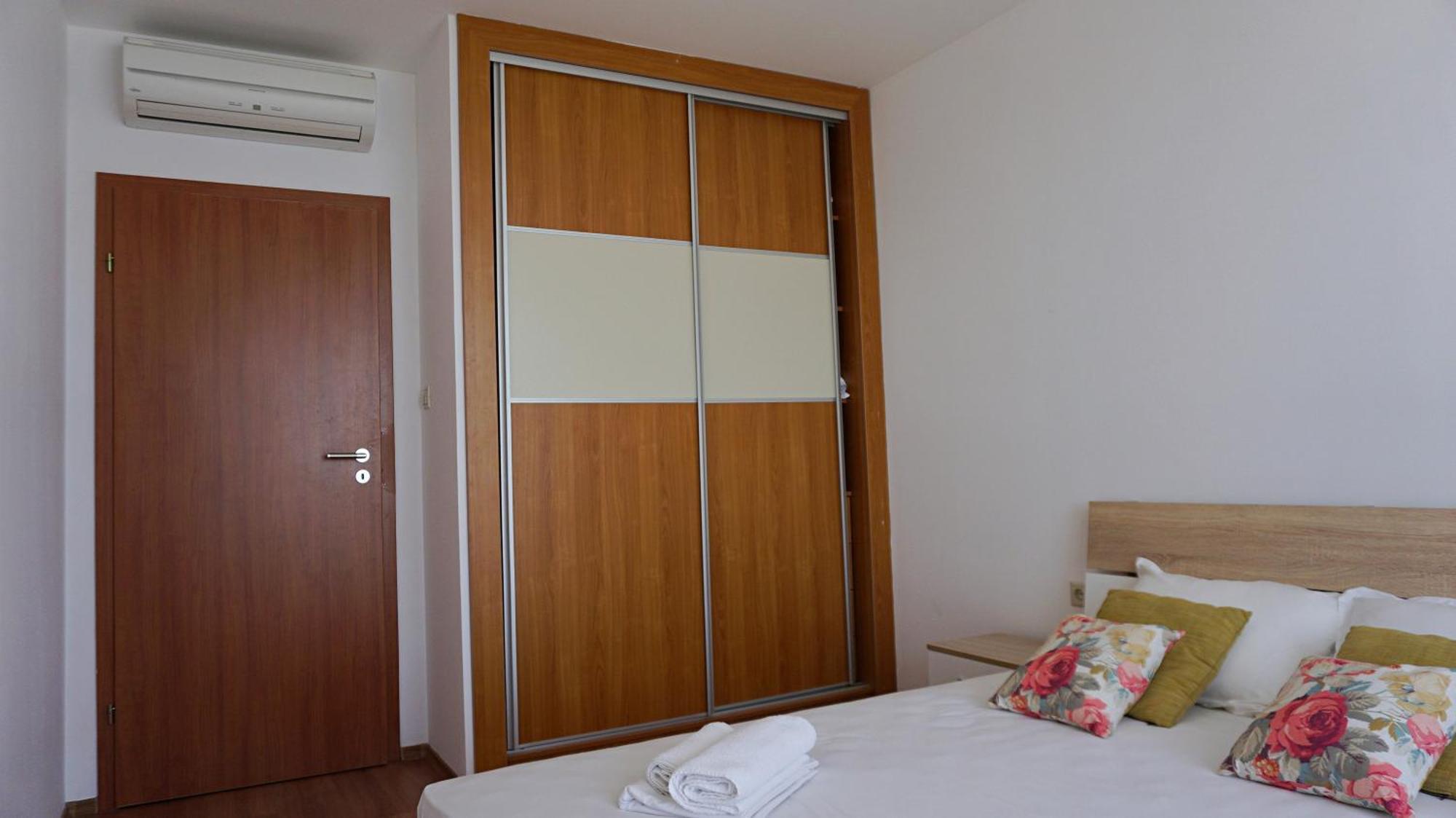Apartments Sirena - First line Goldstrand Exterior foto