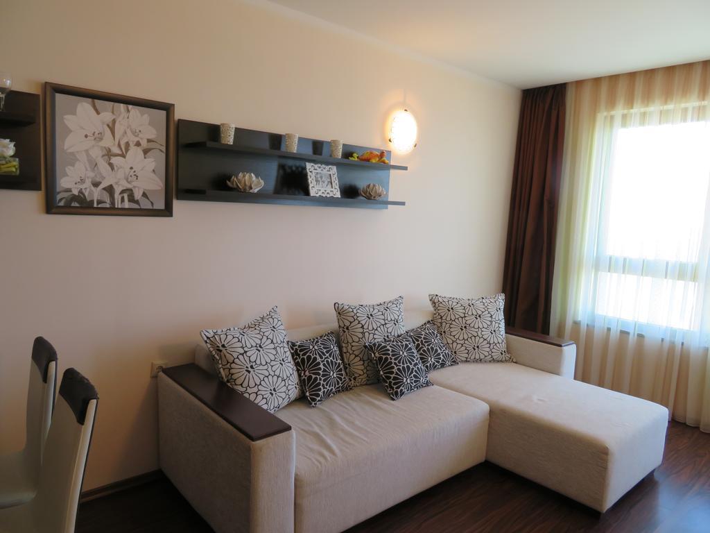 Apartments Sirena - First line Goldstrand Exterior foto